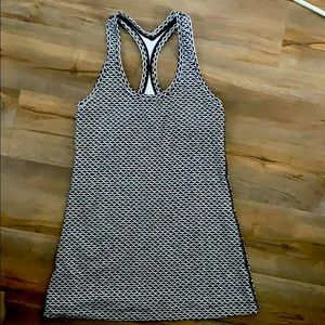 *NULU NWOT Lululemon cool racer back